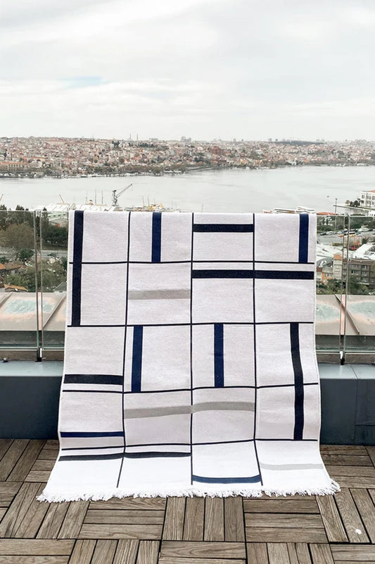 Mono Kilim